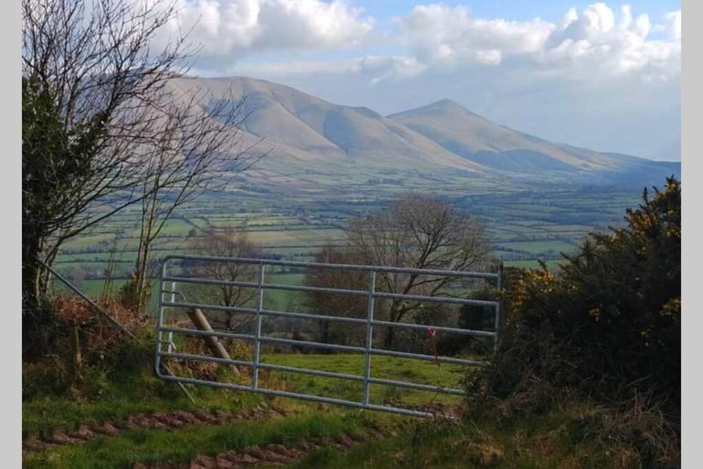 Corderry Farmhouse, Idyllic Cottage Amid 250 Acres Lisvernane Экстерьер фото