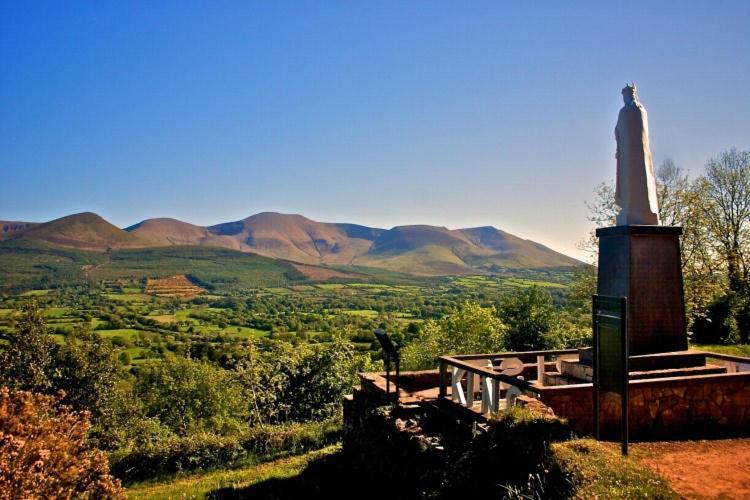 Corderry Farmhouse, Idyllic Cottage Amid 250 Acres Lisvernane Экстерьер фото